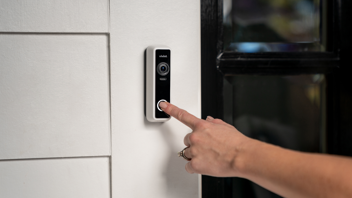 Vivint's Smart Sentry doorbell