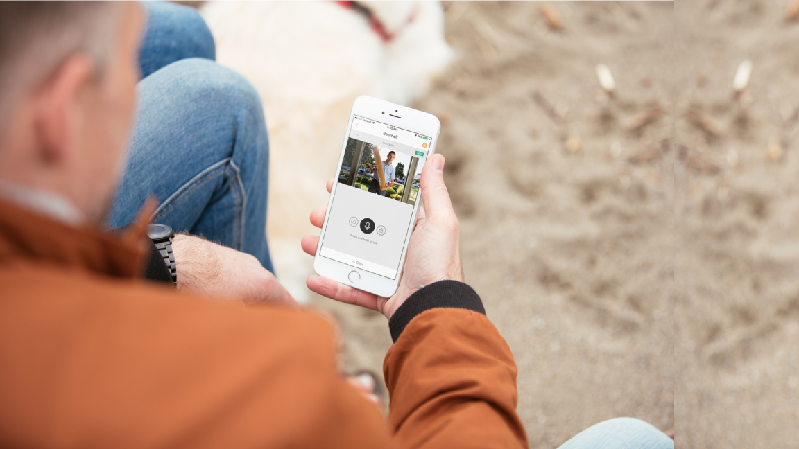 Vivint ourdoor cameras connected to smartphone